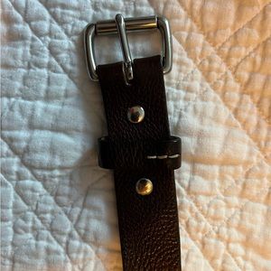 PMB102 - Eddie Bauer, Men's, Dark Brown Leather belt, 44" with silver buckle